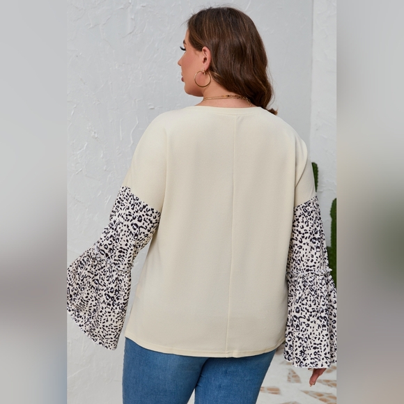 Plus Size Leopard Round Neck Long Sleeve Top - Picture 3 of 10